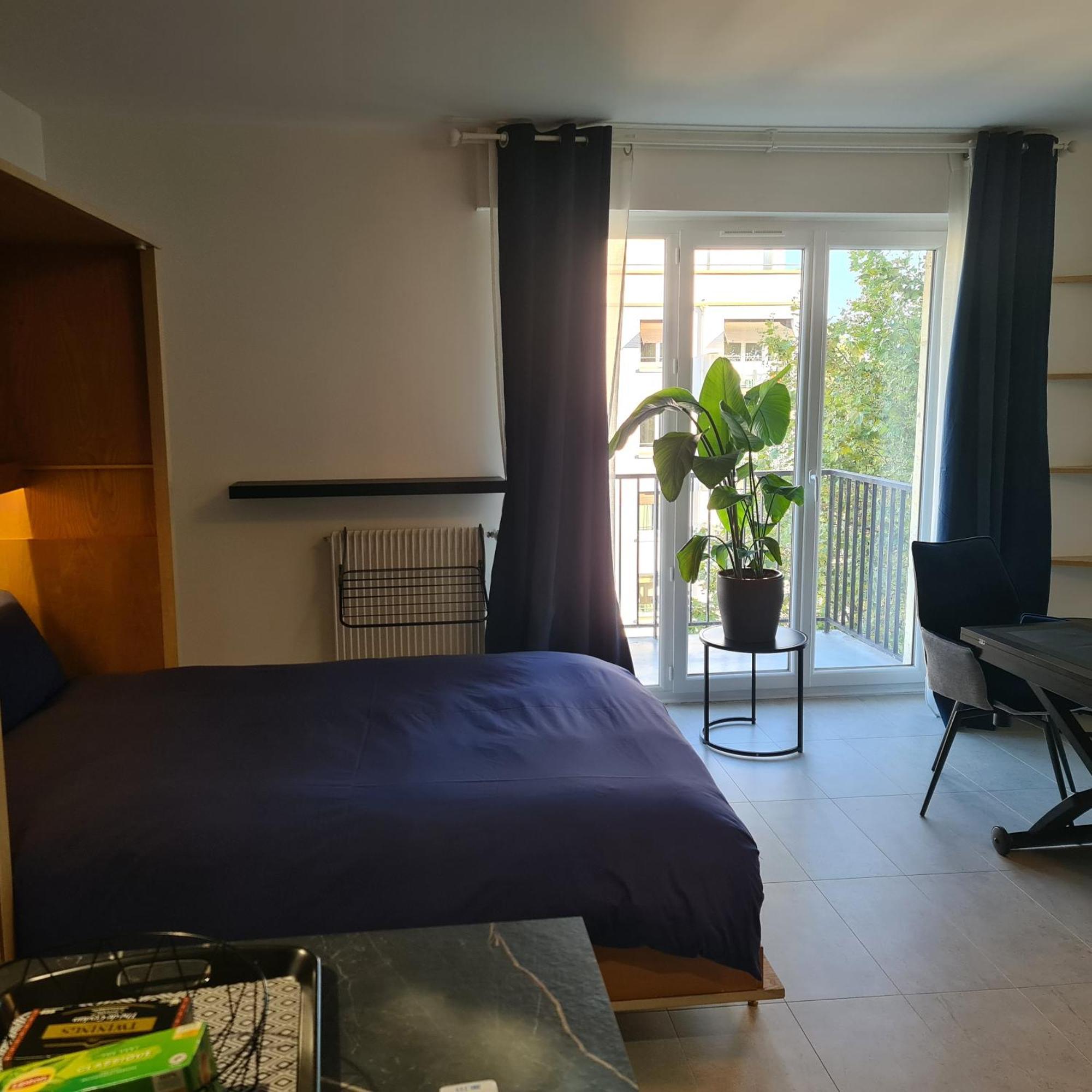 Studio A Courbevoie 92 Bagian luar foto